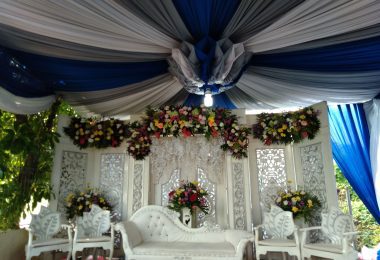 Tenda Drafery dan Panggung